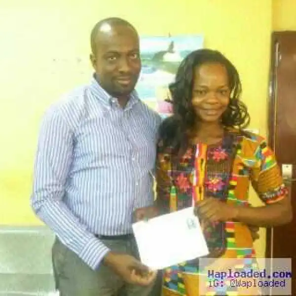 Breadseller Turned Model Olajumoke Enrolled At The Enrolment Centre, UNILAG